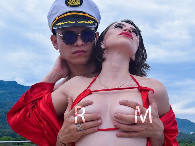 RouwsAndMorgan's Sex ChatRoom